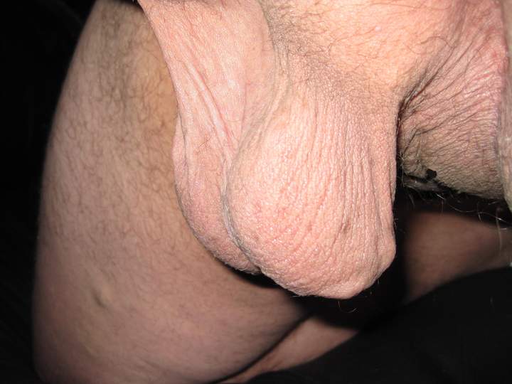 God look at them fantastic balls 