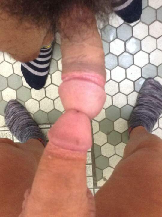 Photo of a hot dog from THMBBMAN