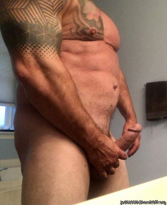 Who is local who wants to suck my thick cock?