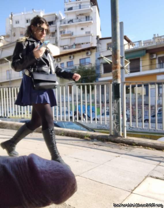 The women with skirts and pantyhose are always my first targets on flash!