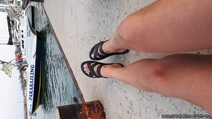 Jolies jambes jaime be1ucoup  
