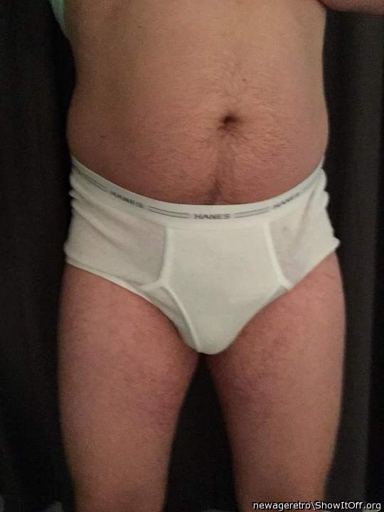 Looking very sexy in this photo 