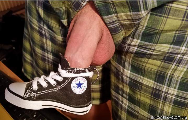 Third leg needs own shoe