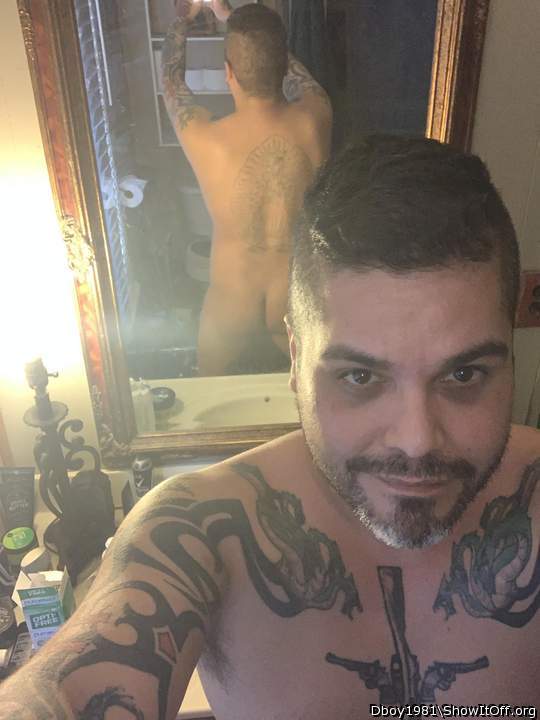 Oooo that ass too  