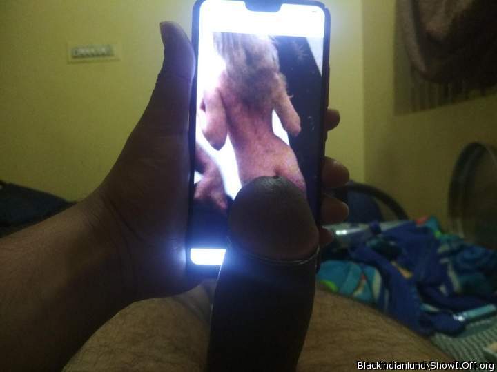 Hii
Can you do one photo with
the leopard tanga like this 