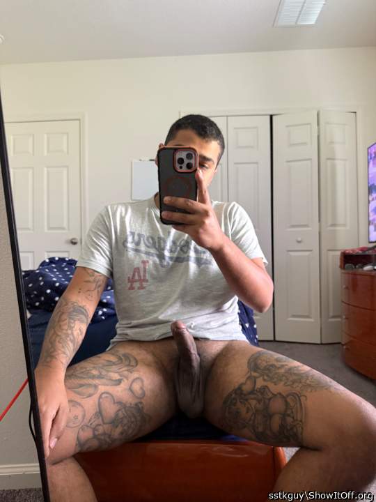 Can I lick it sexy fucker? 