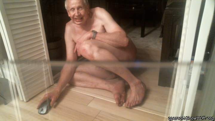 Photo of a weasel from gperson