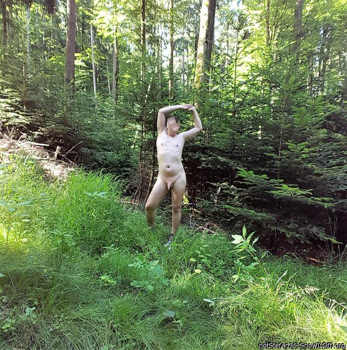 Photo of a short leg from hotStefan36