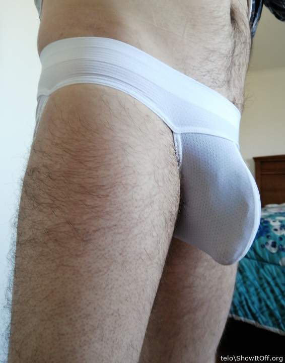 Hot bulging jockstrap boi....noce....  