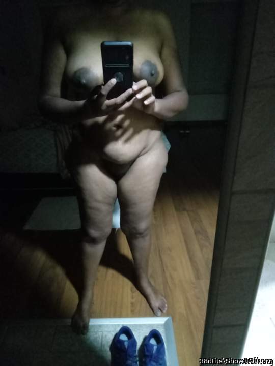 I love real women with real bodies.