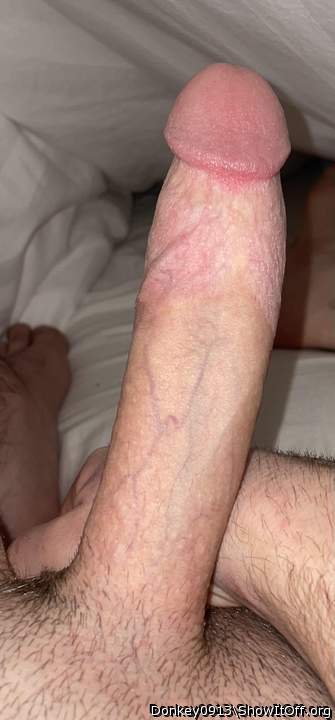 Would love to worship, suck a load from your hot thick cock 