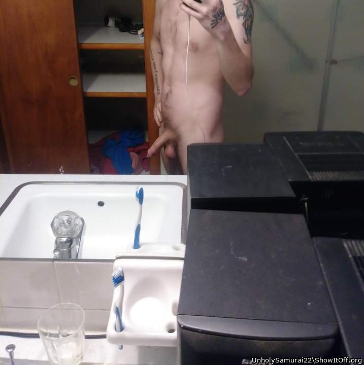 Gorgeous body and dick   