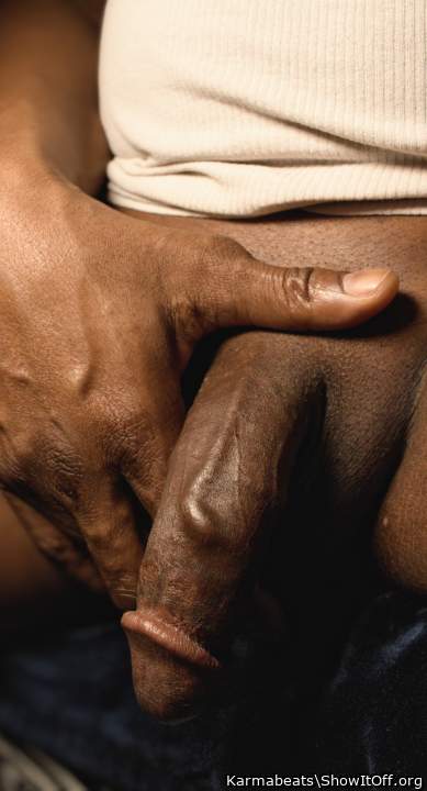 Such a big beautiful thick cock. You making me want to drop 