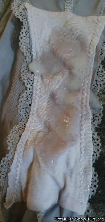 Photo of a dong from StffMuller