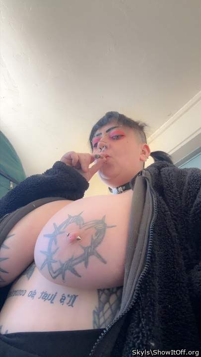 Smokin hot, those tittie tattoos are amazing