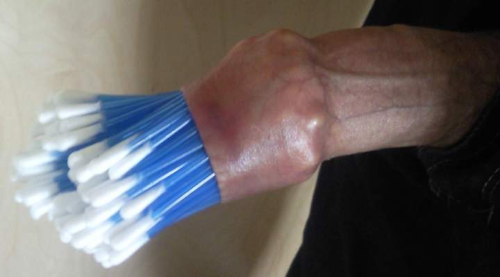 I love these foreskin stuffing videos. Nice!