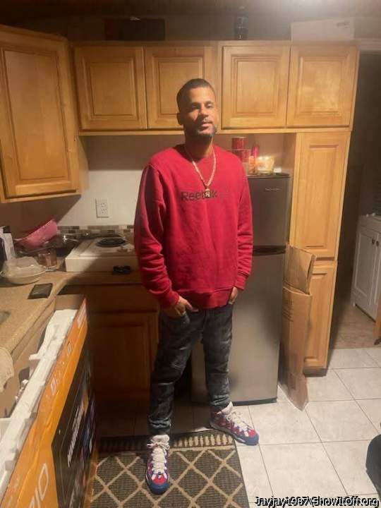 Adult image from Jayjay1987