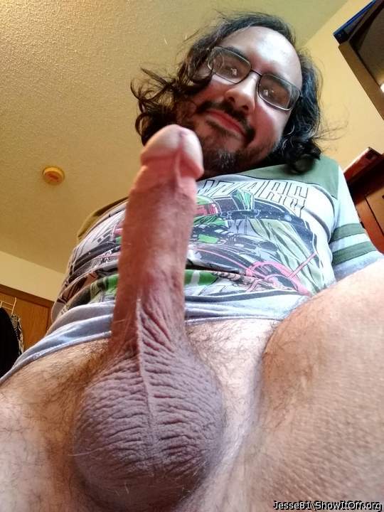 Photo of a third leg from Barefootjess