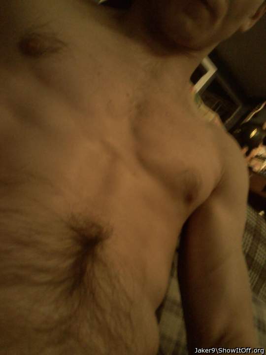 gorgeous hairy body mmmmmmmmm so sexy     