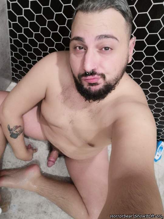 Photo of a wiener from Horrorbear