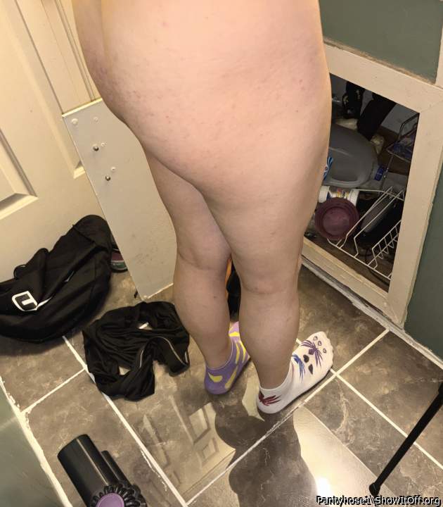 Photo of Man's Ass from Pantyhose1