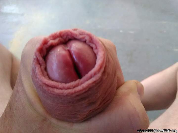 A new close-up for male and female lickers!
