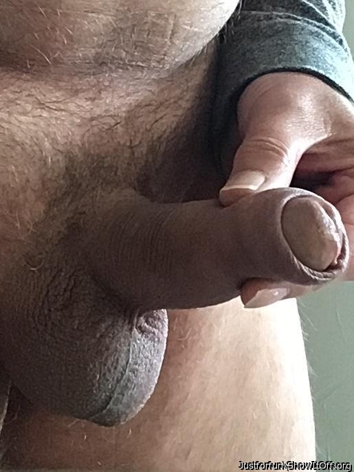 Beautiful fat dick, super sexy balls...HOT stuff!!   