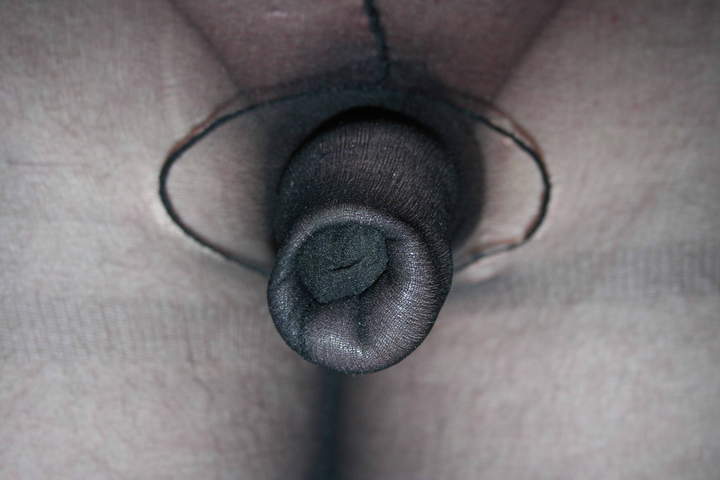 Adult image from nylonlover