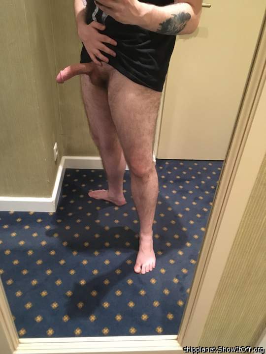 hot pic. great cock to suck on    