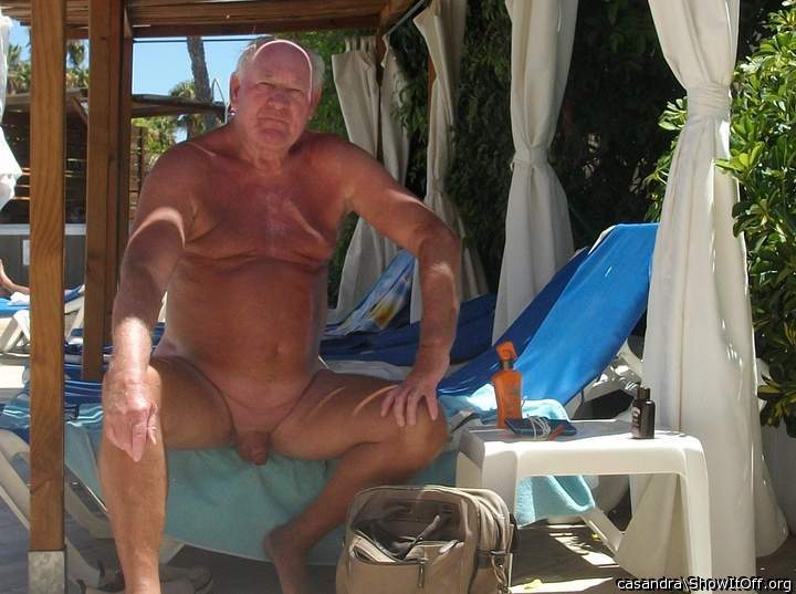 Love to be nude