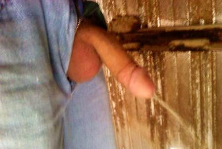 taking a piss today,   need some lips on this bad.  care to comment?