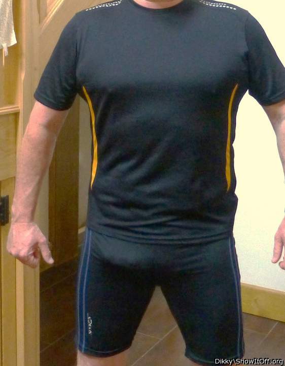 Impressive bulge...would look good in the gym