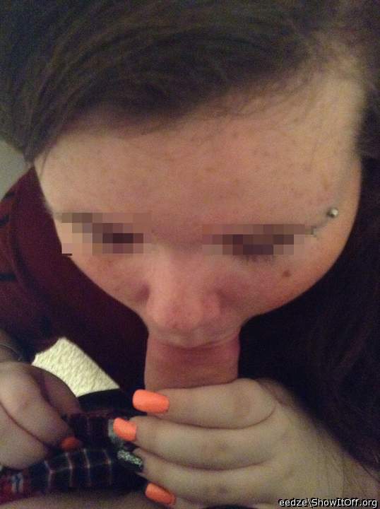 Is she another girl ??