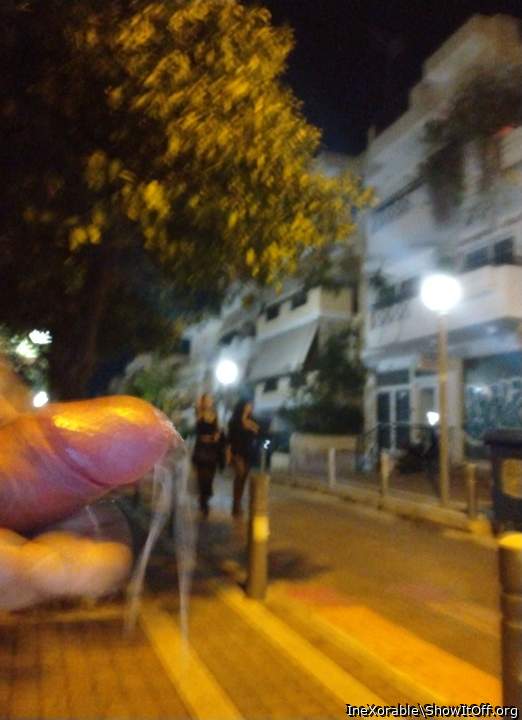 Left girl - "His dick cumming 🥺" Right girl - "He is a handsome!😍"