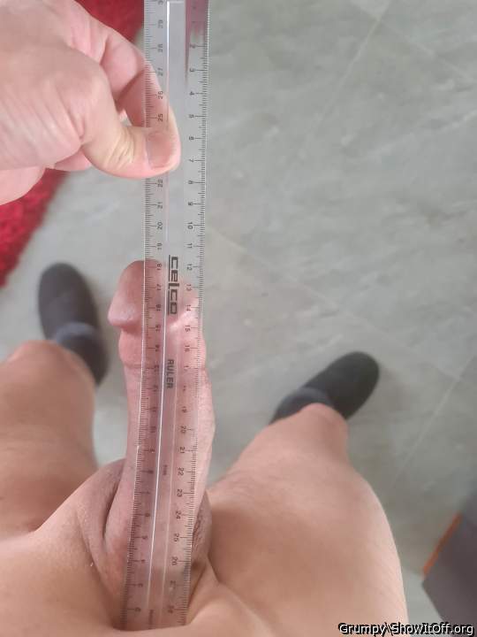 Wow, perfect size shape and fitness and I love that dickhead