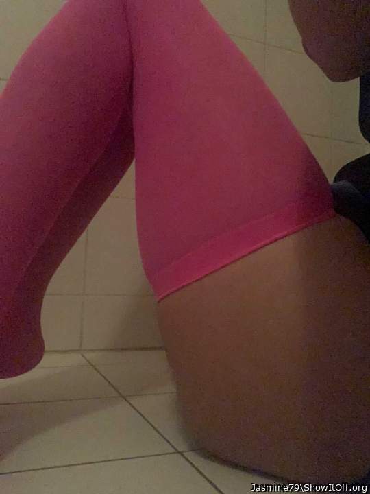 Im back send me in private a video where you masturbate while watching my l