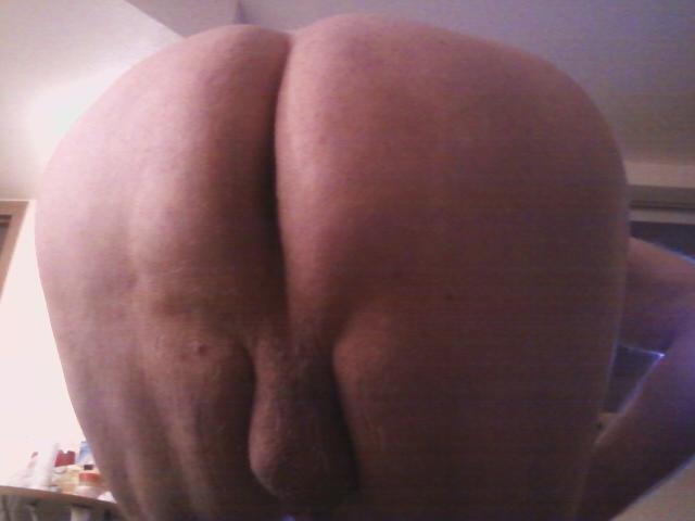 Oh god ur ass looks so good!   