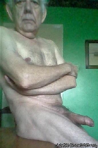 OMG - it's Donald Sutherland with a big dick!  