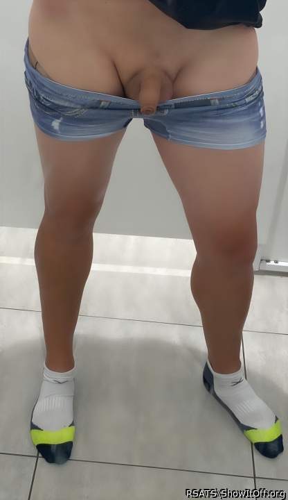 Change room quickie.