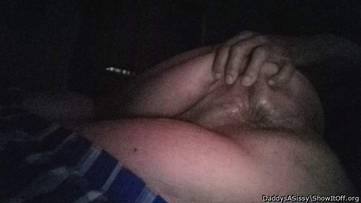 Takin pix of me when I'm sleeping to show ur buddy and he' wants at my Ass 2