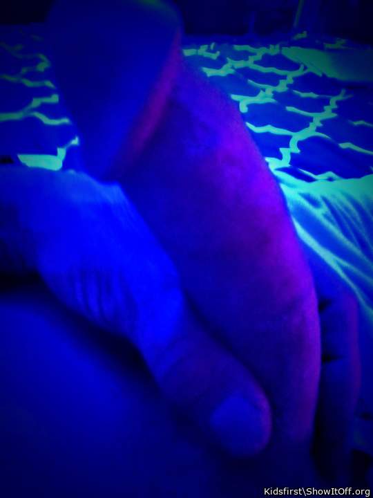 Just wrap some lips around me , any lips,  I just need some lips