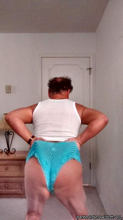 well, i kinda like wedgie, it tickle my anus