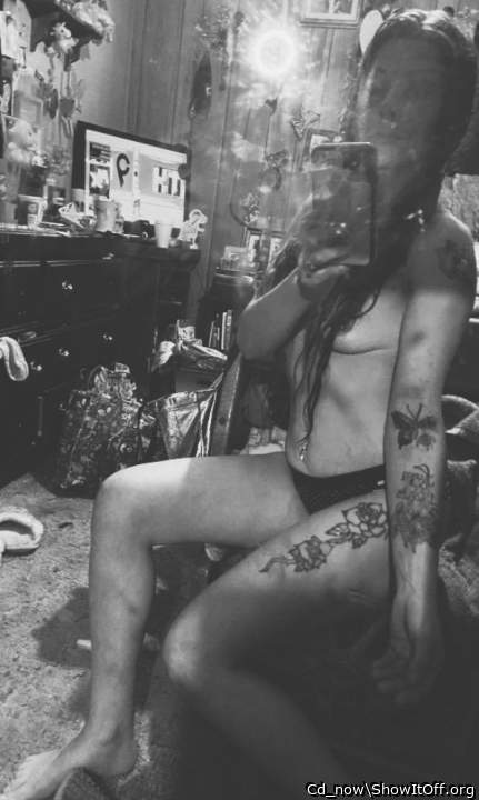 Photo of a pecker from Cd_now