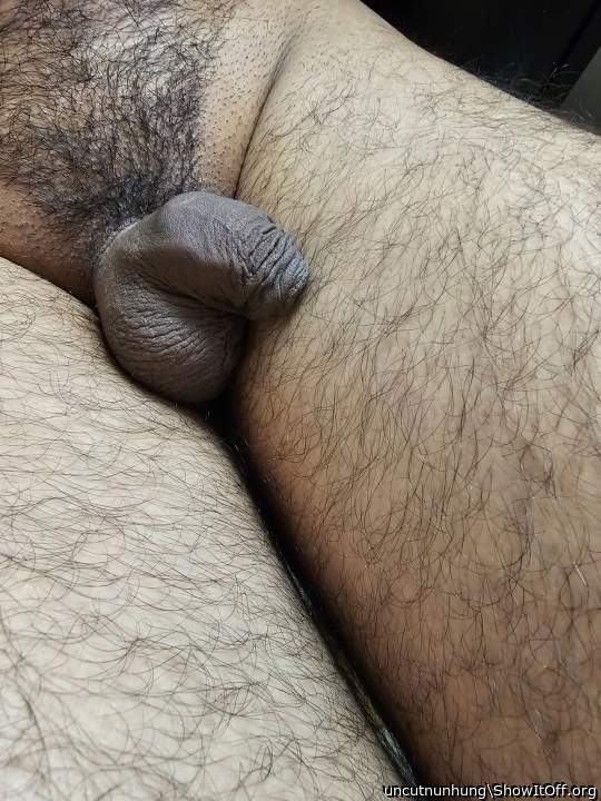 Photo of a drain pipe from uncutnunhung