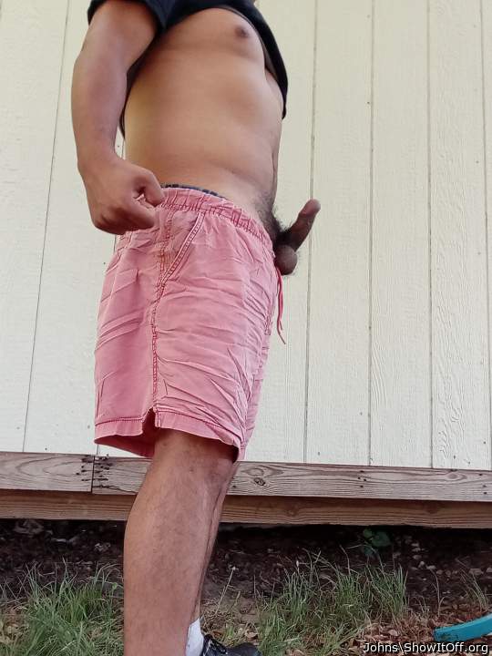 Photo of a pecker from Johns