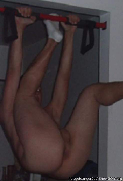 Mmmmmm. Nice exposed hole for licking and fucking.