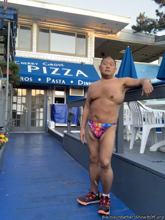 Go naked you're super sexy!