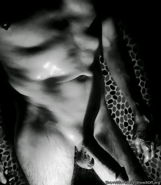 My profile pic. Enjoying a shower: was feeling dirty!