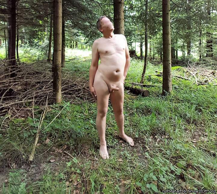 Terrific series of pics! You look really good posing in thos