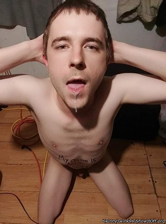 I'd love a cum snowball from your mouth to mine.      